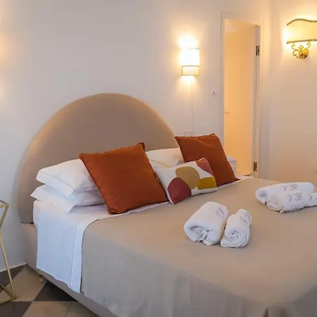 Bed & Breakfast Romasi 4*