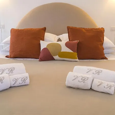 Bed & Breakfast Romasi 4*