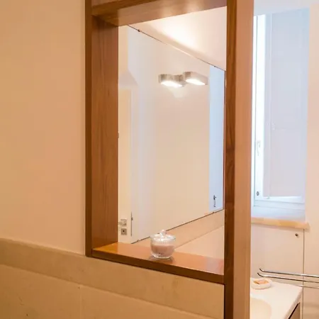 Romasi Bed & Breakfast 4*